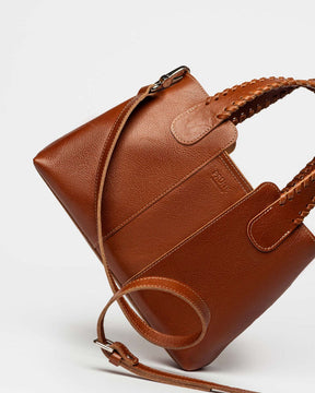 Cartera de mano The Braided en cuero vegetal liso